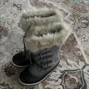 Sorel Gray Faux Fur Winter Boots
